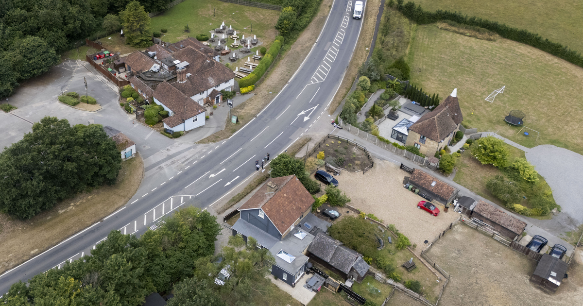 Kent police shooting: 9 suspicious devices found at scene