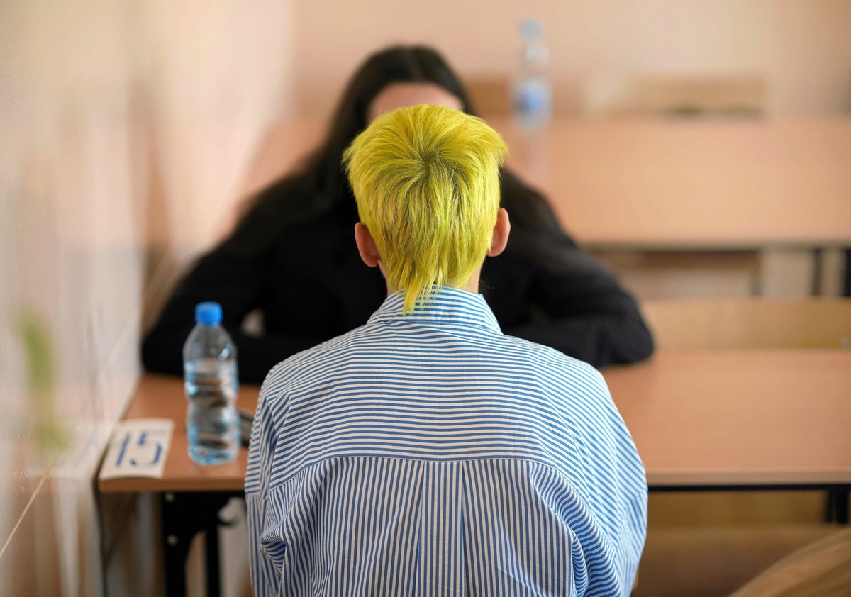 Czym jest, a czym powinna być matura? "Przestańmy mówić młodym ludziom, że 19 lat żyli po to, żeby przez kilka dni maja udowadniali światu swoją wartość" [WYWIAD]