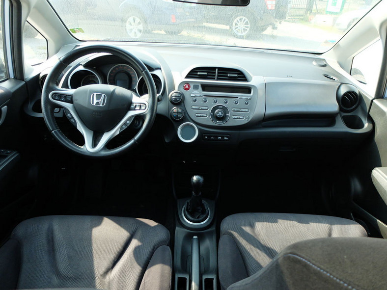 Honda Jazz 1.4 - cena w komisie 27 500 zł