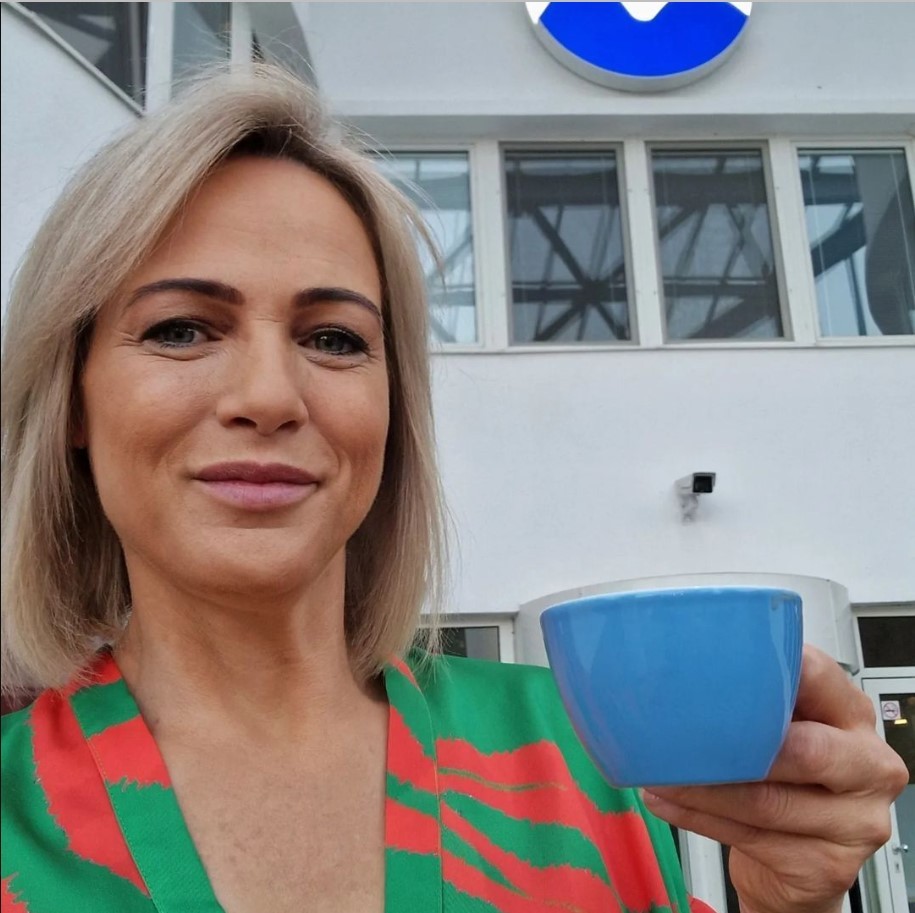 Adriana Poláková dala zbohom Slovensku a je z nej zámocká pani. 