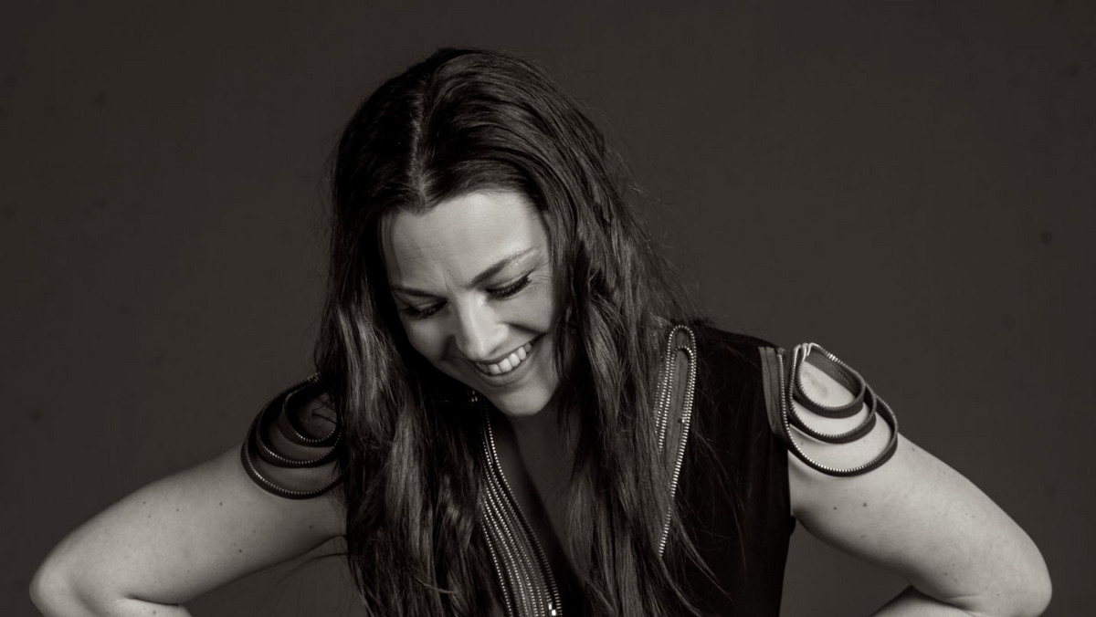 Już jutro, na scenie warszawskiego Torwaru, pojawi się legendarna formacja Evanescence, która powraca na deski sceny muzycznej po wieloletniej przerwie. - Muzyka jest całym moim sercem i całą duszą – mówi Amy Lee w specjalnym wywiadzie, w którym zdradza sekrety swojego powrotu na scenę i zapowiada solidną dawkę rockowego brzmienia. Wraz z zespołem zaprezentuje się na pierwszym i jedynym koncercie w Polsce.
