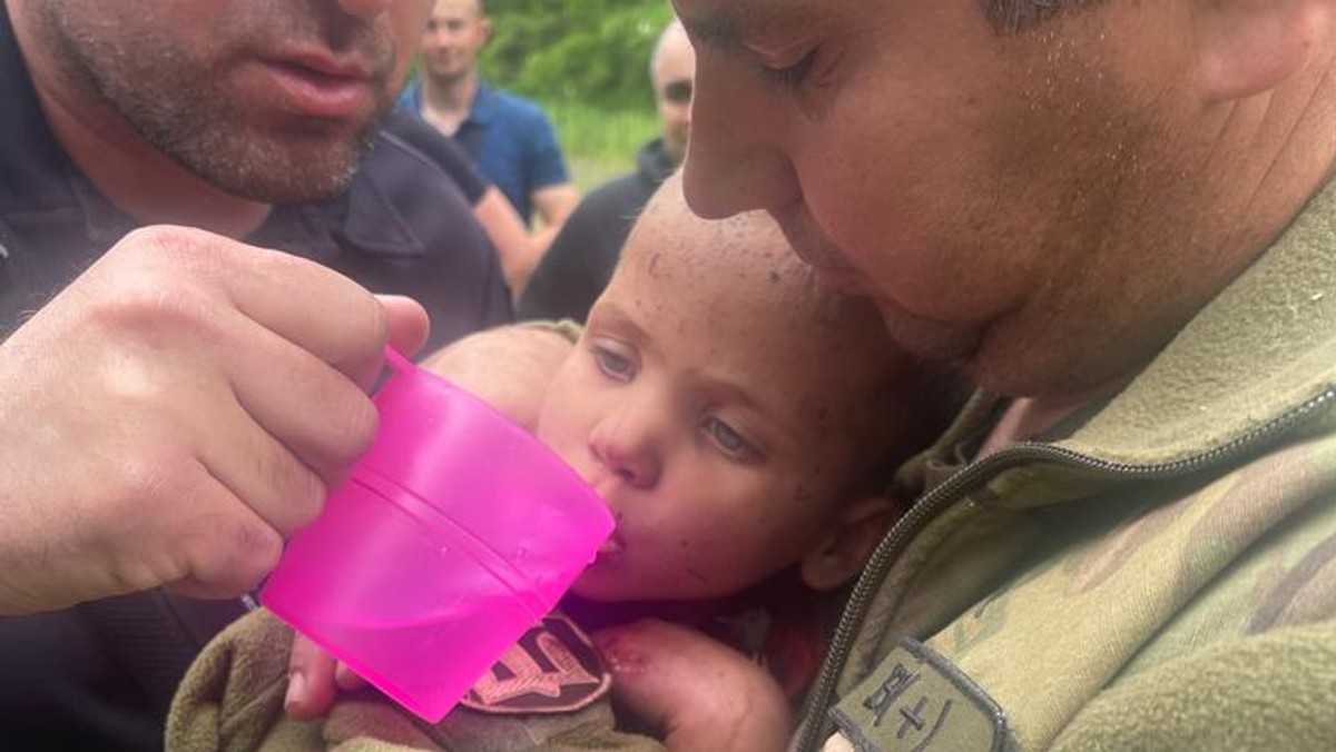 Dwulatka spędziła sama w lesie cztery dni. "Niewiarygodny cud"