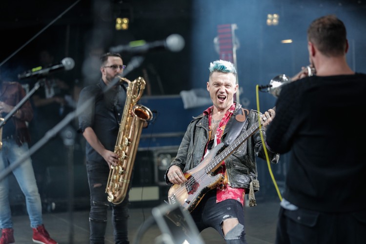 Wojtek Mazolwski na koncercie Męskie Granie 2018 w Żywcu fot. D. Kramski