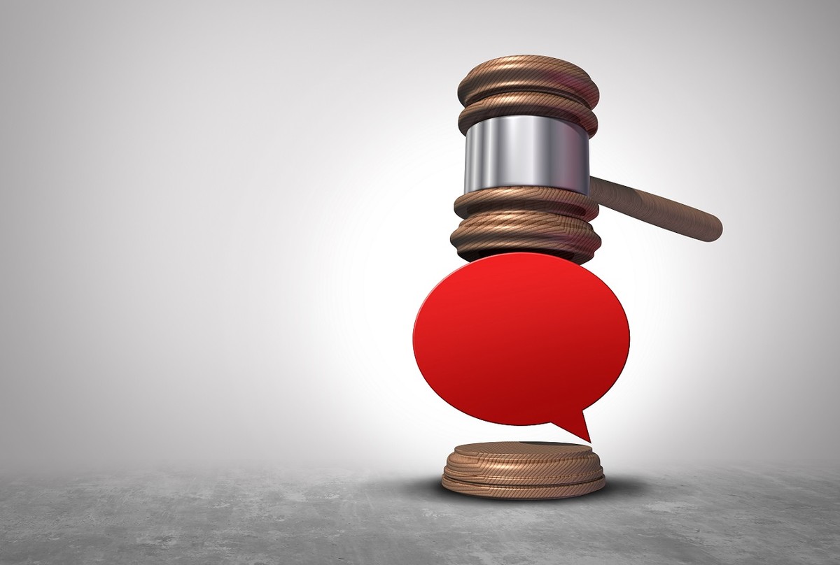 Założenia częściowej depenalizacji art. 212 kodeksu karnego wywołały ponownie debatę na temat tego, czy i jak karać za przestępstwo pomówienia.