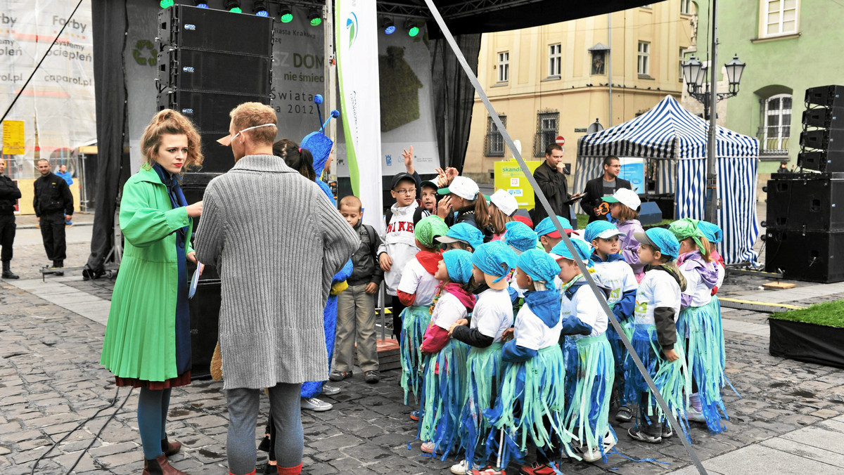 Jak co roku, w trzeci weekend września, odbędzie się międzynarodowe wydarzenie Sprzątanie Świata. Do akcji jak zwykle dołącza Kraków. Już teraz można się zgłaszać po worki i rękawice. Jak zwykle, do Sprzątania Świata włączają się także krakowskie szkoły.