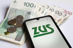 Cierpisz na te choroby? ZUS wypłaci Ci 1900 zł co miesiąc