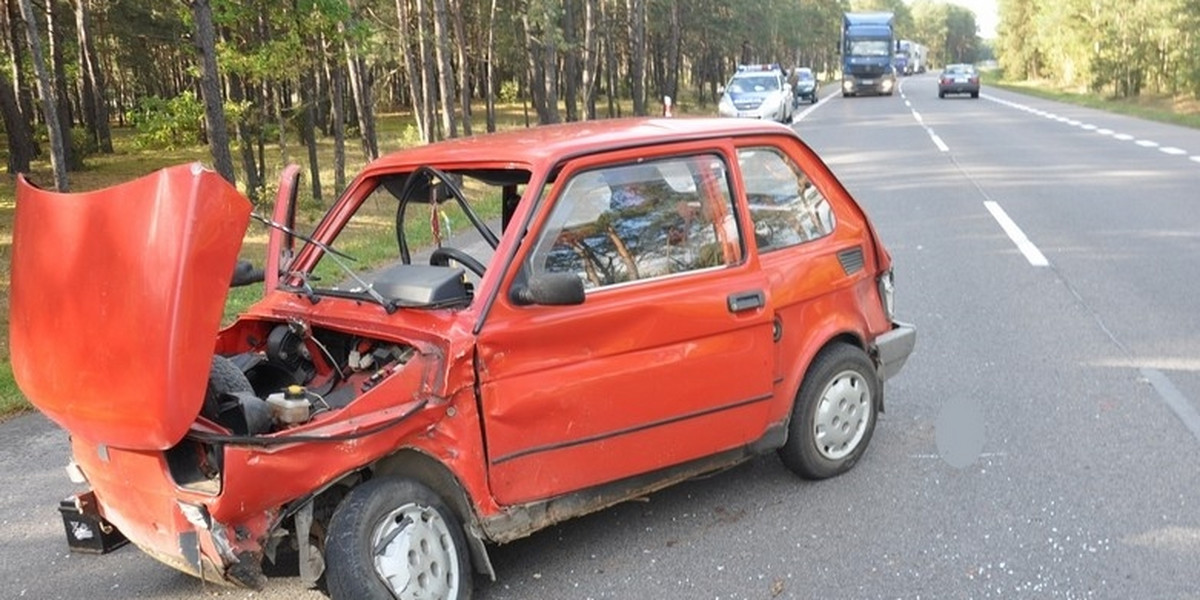 95-letni kierowca malucha nie ustąpił pierwszeństwa.