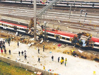 Obniżki podatków i transfery pieniędzy, czyli co obiecują nam politycy