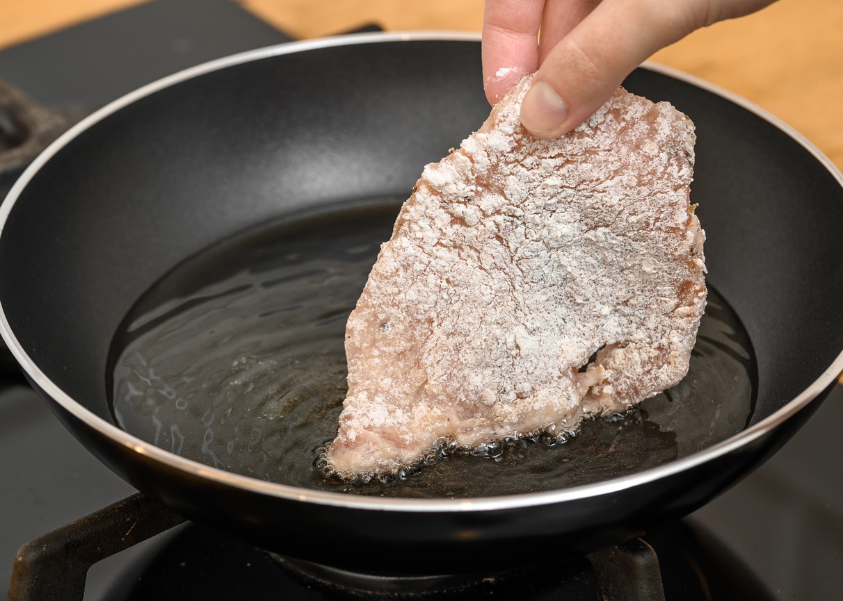 Práve bravčová masť dodáva jedlám tú nezameniteľnú, plnú chuť a chrumkavosť, ktorú si mnohí pamätáme z detstva.