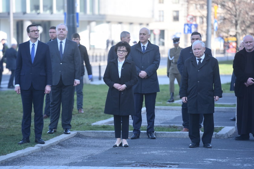 W całej Polsce trwają uroczystości związane z 10. rocznicą katastrofy smoleńskiej