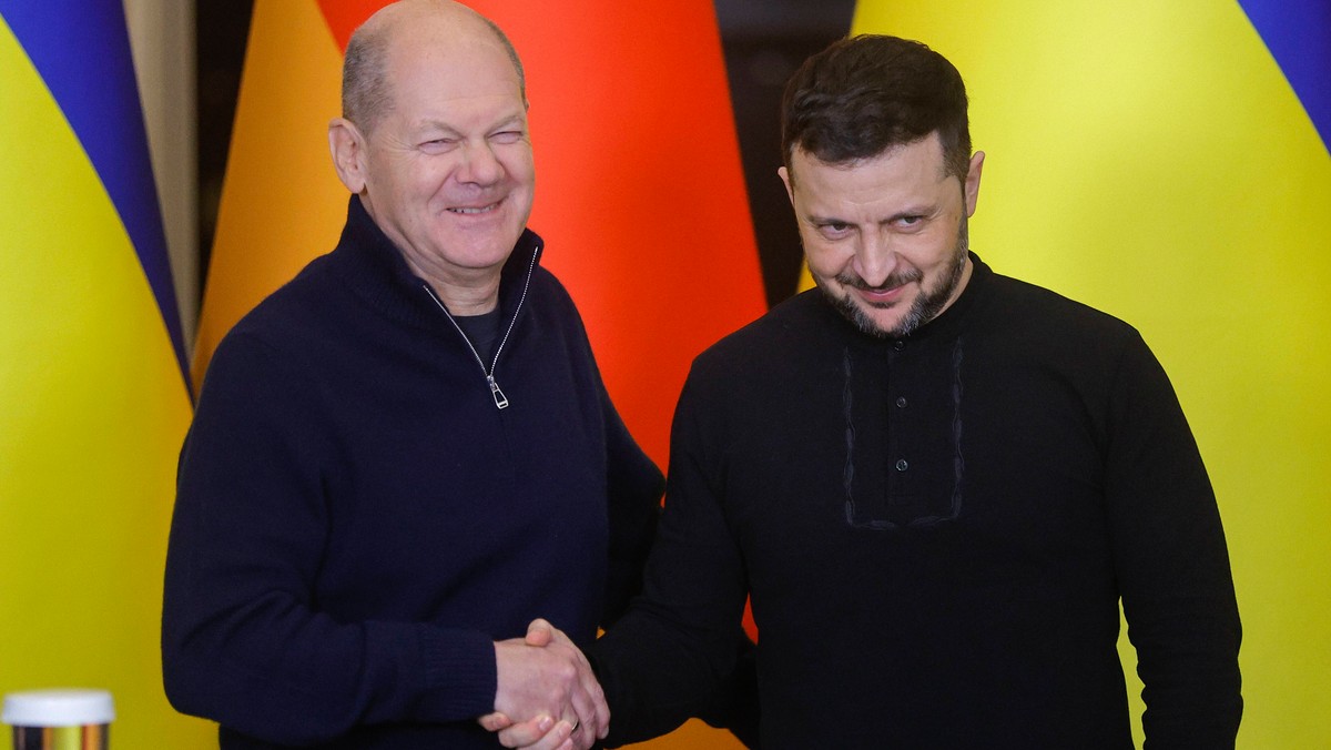Niemieccy ministrowie chcieli więcej pomocy dla Ukrainy, ale Olaf Scholz sprzeciwił się temu działaniu [Źródło: Onet]
