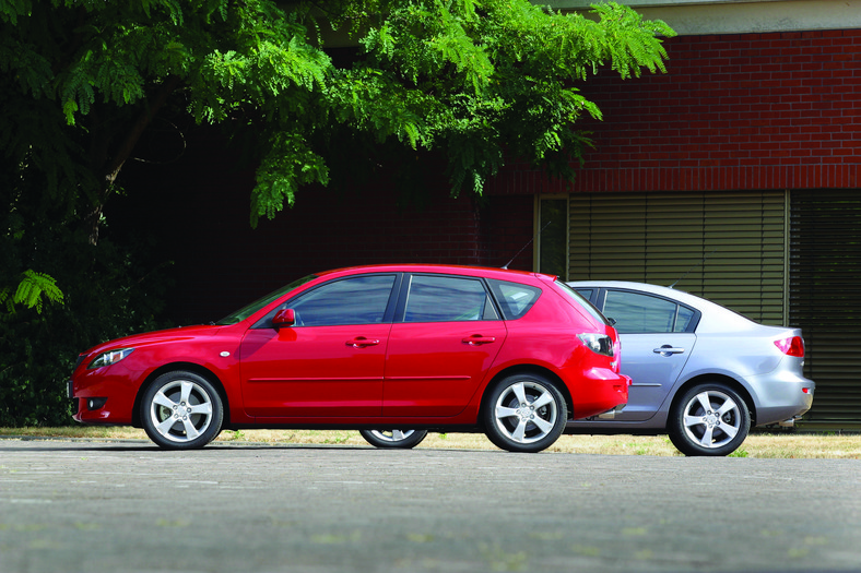 Mazda 3 I (2003-09) od 10 000 zł - nadwozia