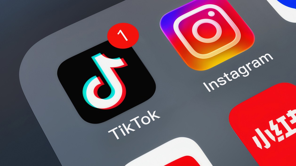 TikTok sa po samovraždách mladých bráni obvineniam z nebezpečného obsahu. (ilustračné foto)