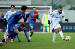 lech poznań nie obudził się z zimowego snu. mistrz polski przegrał drugi mecz z rzędu