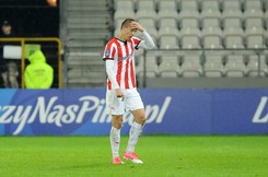 Brutalny faul piłkarza Cracovii. To cud, że nie złamał rywalowi nogi [WIDEO]