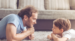 Rola ojca w wychowywaniu dziecka. Jak budować zdrowe relacje między tatą a dzieckiem?