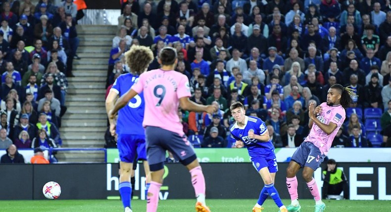 Iwobi rescues point for Everton against Ndidi's Leicester in battle for Premier League survival
