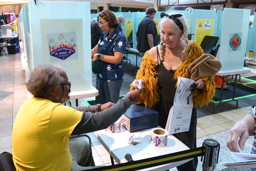 Rano glasanje u Hendersonu u Nevadi