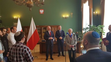 Prezydent odznaczył Edwarda Mosberga Krzyżem Komandorskim Orderu Zasługi RP