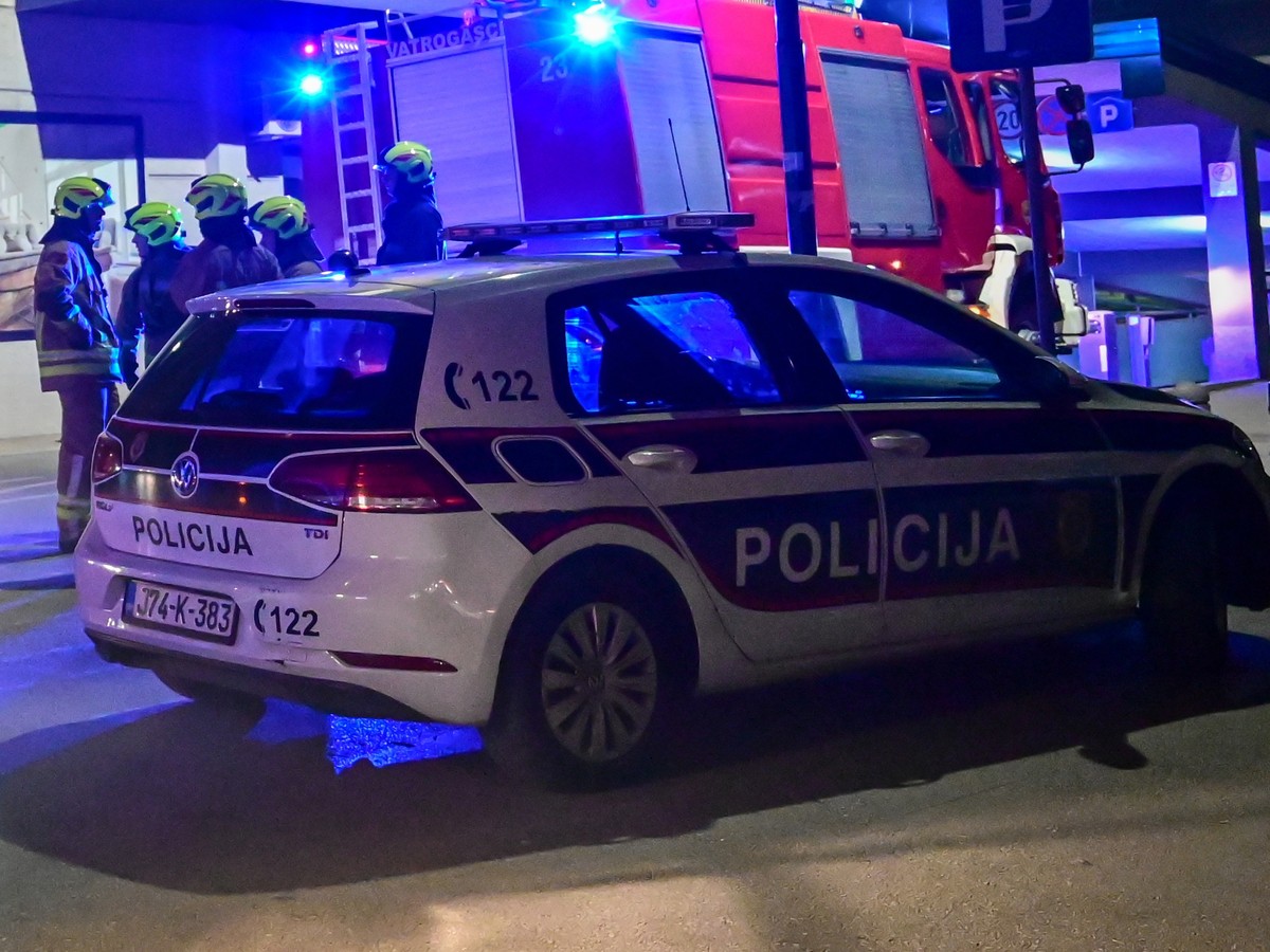 Haos u Bugojnu i Prištini: Braća u sukobu zbog izbora, protesti i suzavci na ulicama