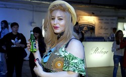 Policjanci zatrzymali Rafalalę. Transseksualistka napadła na nastolatkę