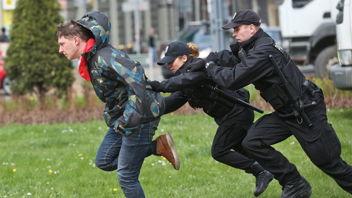 WARSZAWA PLAC ZBAWICIELA TCZA RUCH NARODOWY PROTEST