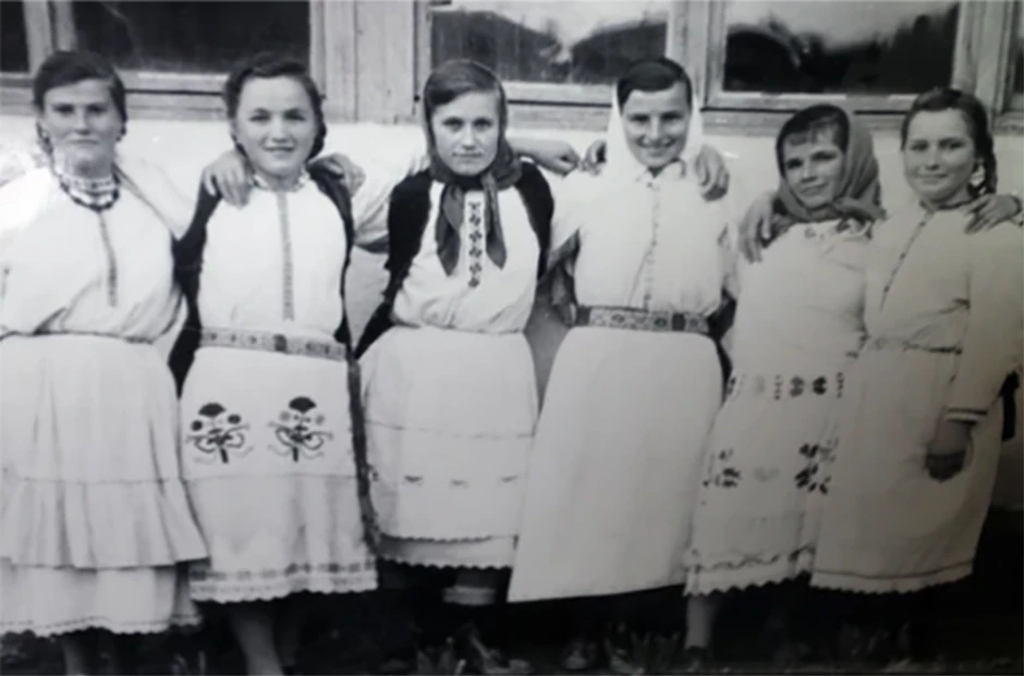 Učenice škole u Borkovićima