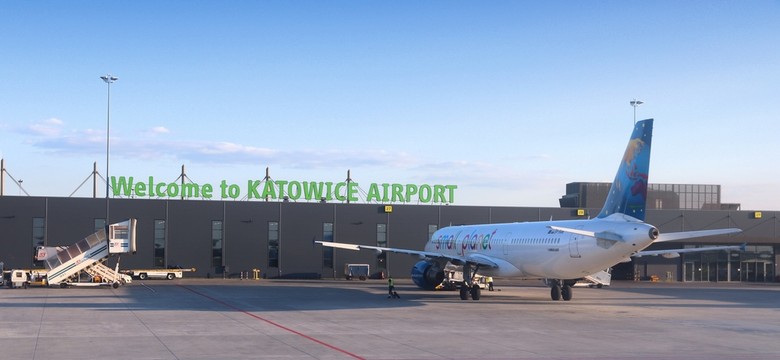 Katowice Airport. Ewakuacja 200 osób i awaryjne lądowanie samolotu