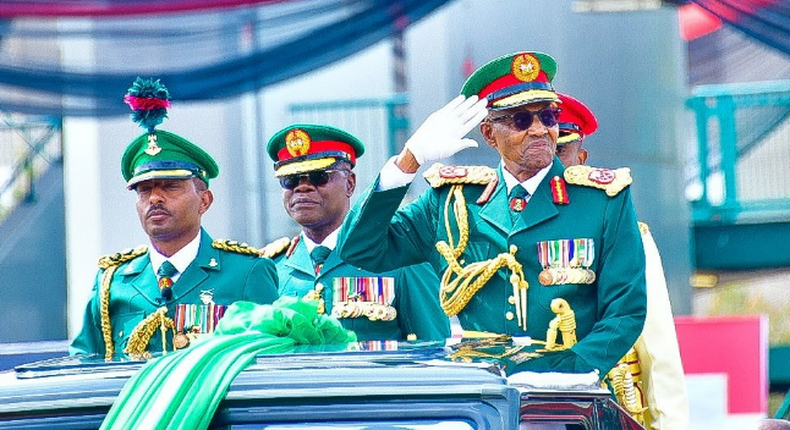 President Muhammadu Buhari arrives Nigerian Army Parade In Military Uniform in Abuja. (Daily TRUST)