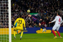 Barcelona ucieka Realowi. Lewandowski nie powiększył swojego dorobku [WIDEO]