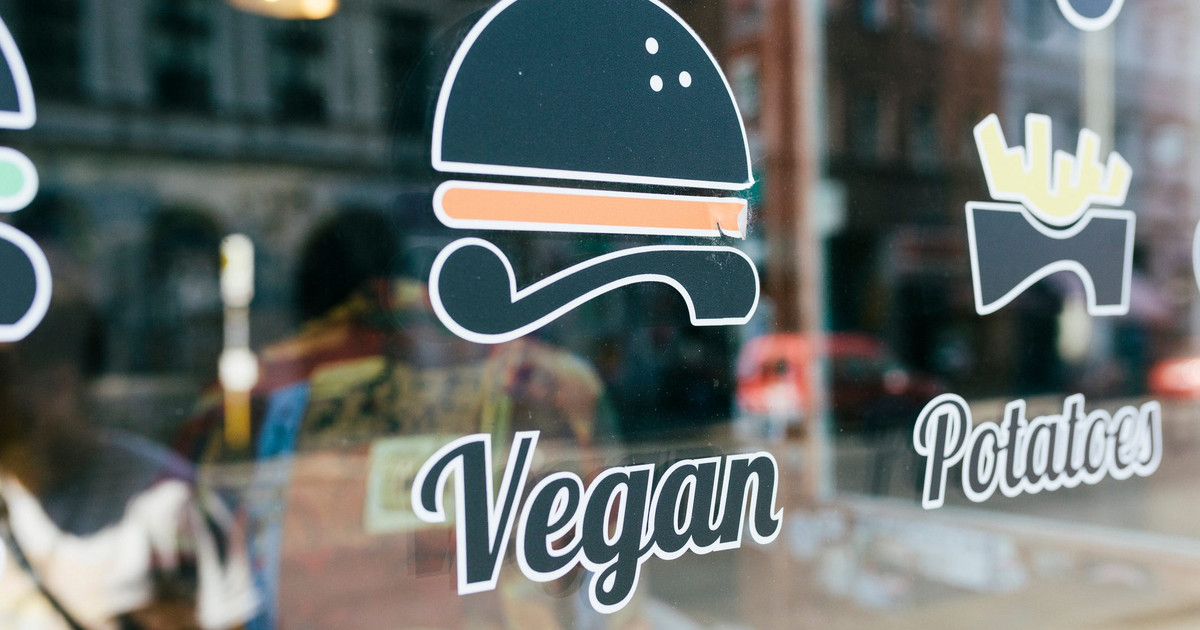 Ein veganes Restaurant erweitert sein Angebot um Fleisch.  „Wir bewirken diese Veränderung für die Menschheit und die Erde.“