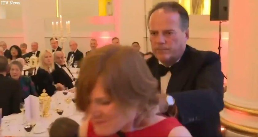 Mark Field zaatakował aktywistkę Greenpeace