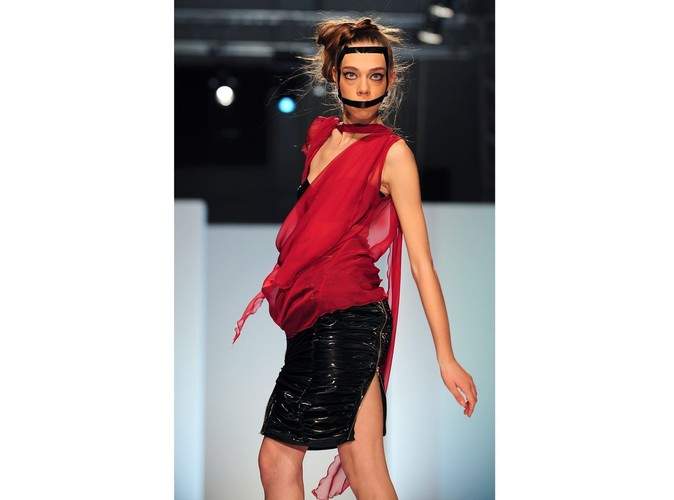 Pokaz kolekcji macedońskiego projektanta Roberta Ivanovskiego