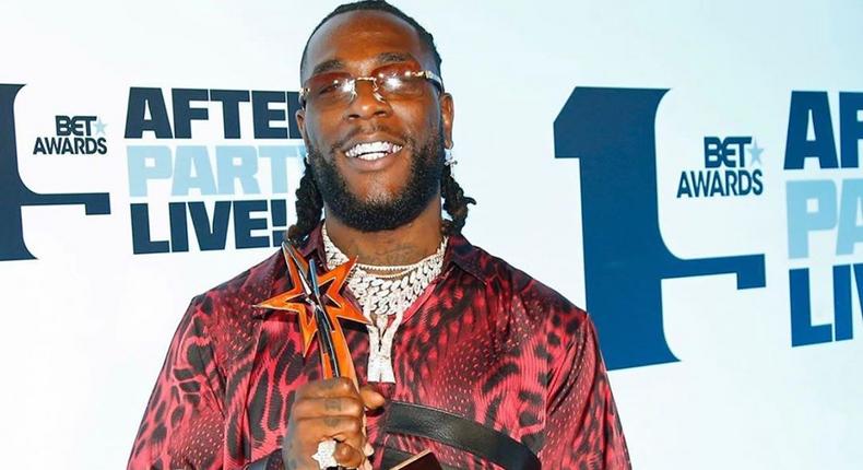 Burna Boy is the Best International act in 2019 at the 19th BET Awards. [Instagram/MTVBaseAfrica]