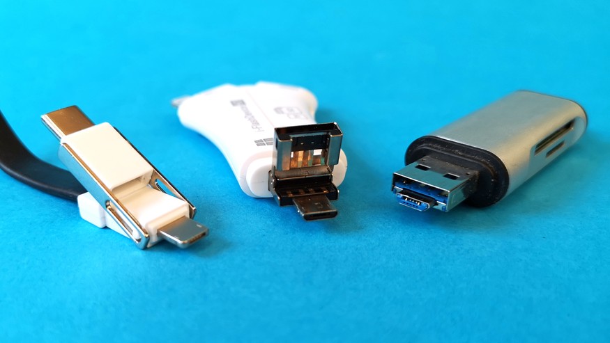 Memory sticks, charging cables and card readers are available with multifunctional USB connections for USB, Micro-USB, USB-C and Lightning connections.