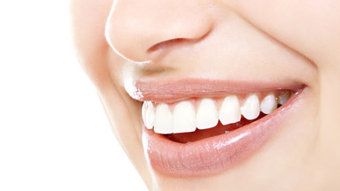 Wybielanie zębów nie tylko u stomatologa