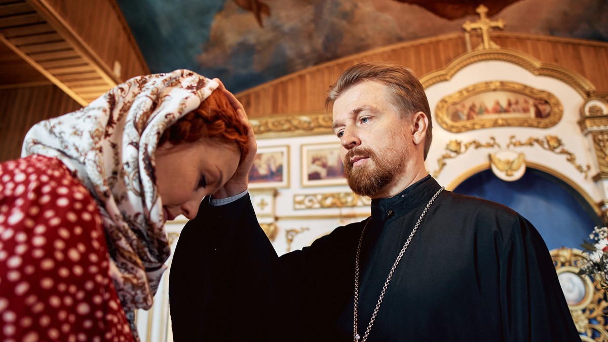 "Sutra skidaš mantiju, nisi više sveštenik, pitaj ženu za razlog" / ILUSTRACIJA 