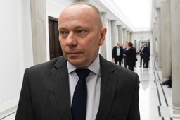 Tajny akt oskarżenia wobec byłego szefa kontrwywiadu