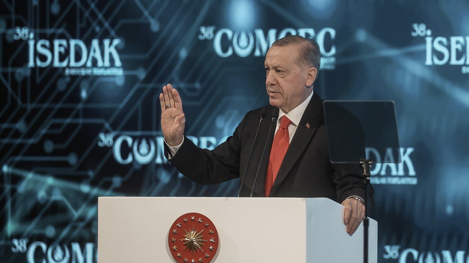 Prezydent Turcji Recep Tayyip Erdogan na 38. posiedzeniu Stałego Komitetu Współpracy Gospodarczej i Handlowej (COMCEC) w Stambule, 28 listopada 2022 r.