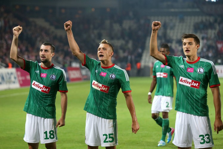 1. Legia Warszawa - w roku finansowym zakończonym w grudniu 2012 roku klub miał blisko 90 mln zł. przychodu