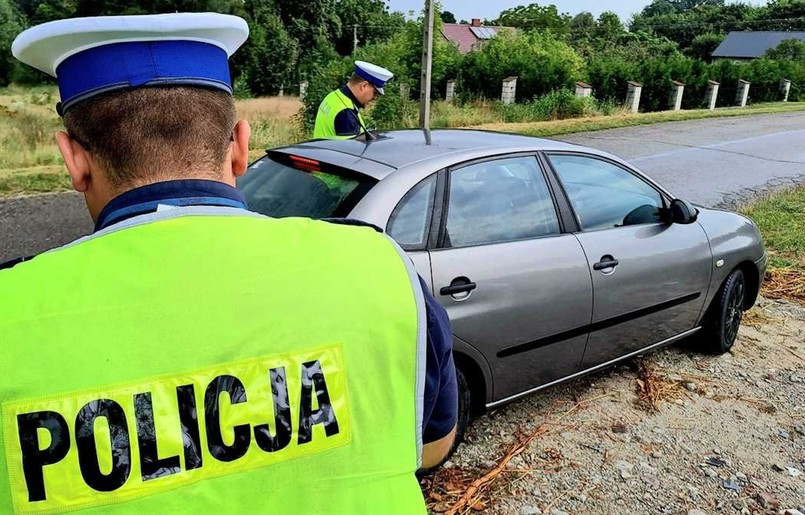 Policja, kontrola drogowa
