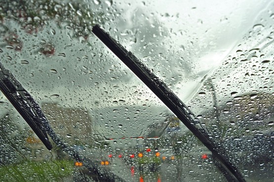 Jeździsz na tych światłach w deszczu lub po zmroku? Dostaniesz mandat. I stwarzasz zagrożenie