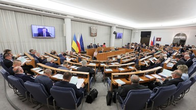 Senat wycofuje się ze zmian w 800 plus. Jest decyzja komisji