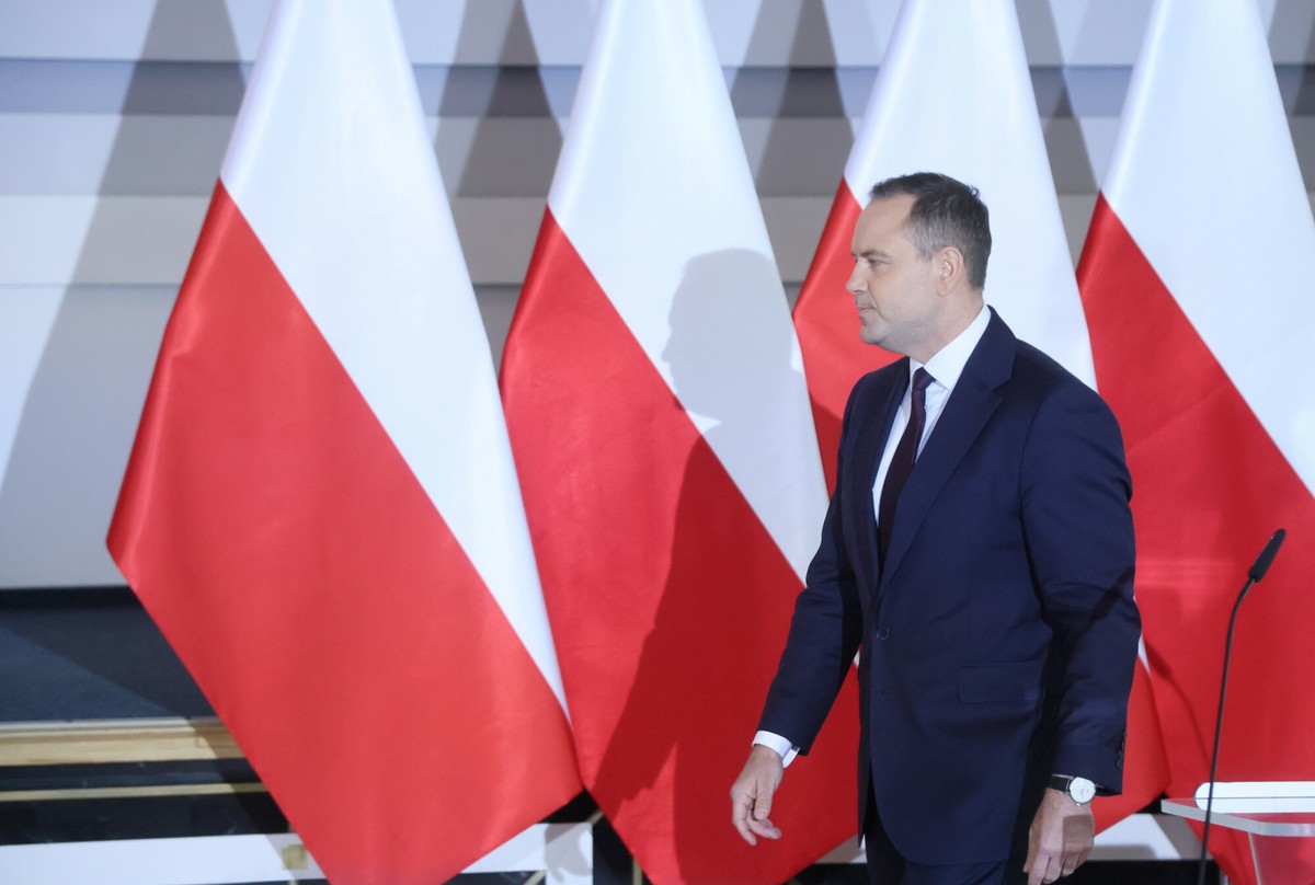 Poseł PiS: Karol Nawrocki nie stawi się na komisję sejmową w celu złożenia wyjaśnień