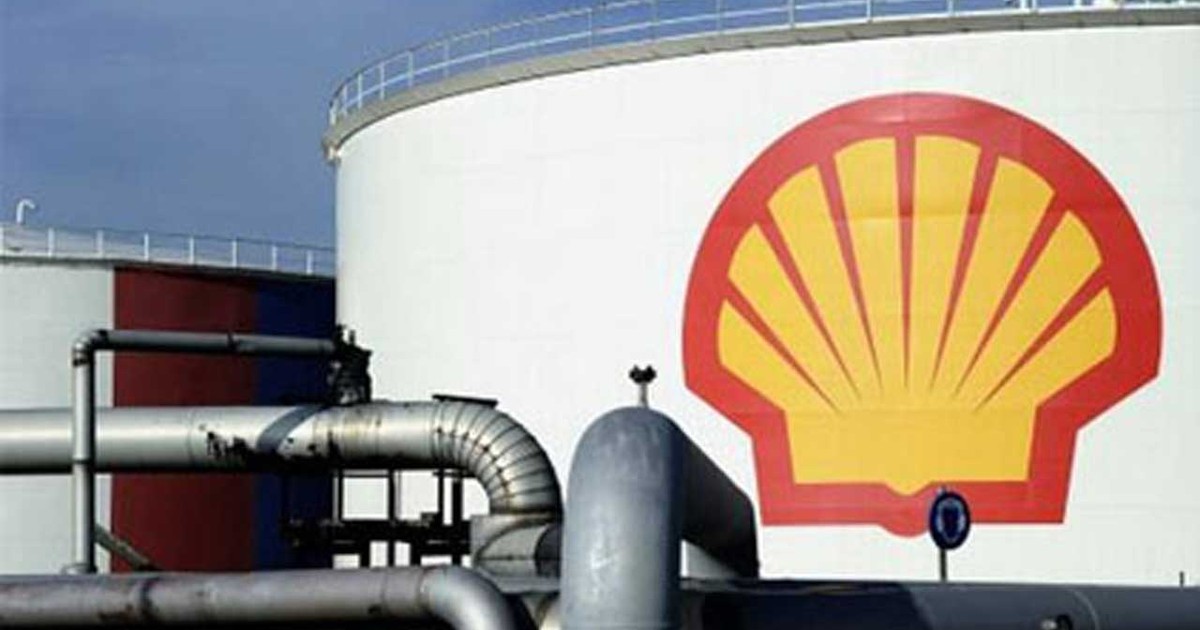 $1 billion exit: Shell to hand 10% of South African fuel market to UAE's state oil company