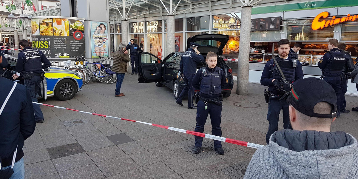 Wjechał samochodem w ludzi w Heidelbergu