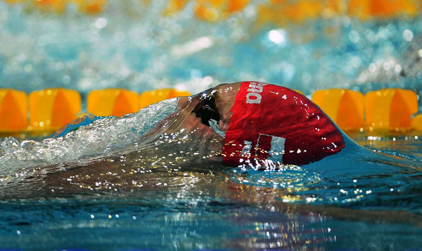 Radosław Kawęcki w półfinale 200 m grzbietowym