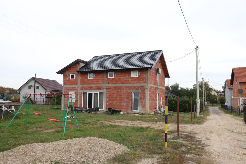 Kuća u kojoj je izbodena žena u Obrenovcu