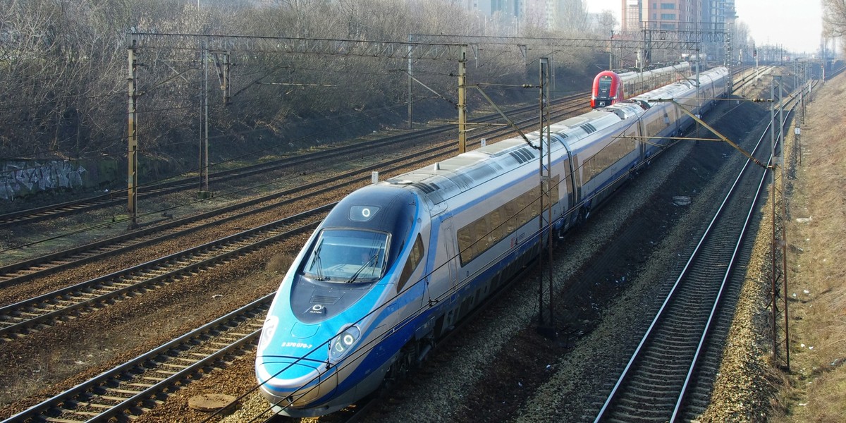 1,2 mln osób wsiadło w pierwszym półroczu 2018 r. do pociągów PKP Intercity na trasie Warszawa - Kraków