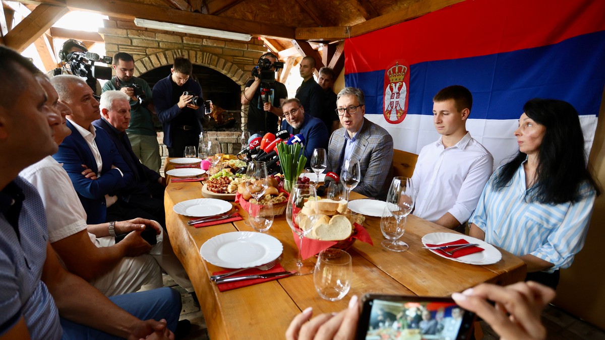 Vučić o izborima u Srbiji: Raspisuju se kada su pogodni uslovi za to